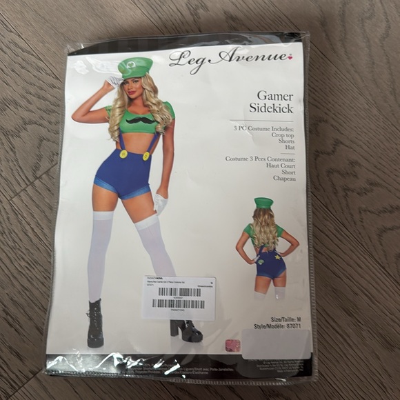 Fashion Nova- Mama Mia! Gamer Girl 3 Piece Costume Set - Green/combo - Picture 7 of 7